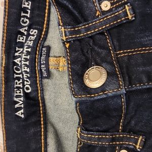 AMERICAN EAGLE OUTFITTERS SUPER STRETCH SKINNY 4 S